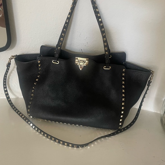 GRAINY CALFSKIN ROCKSTUD BAG - Picture 5 of 10